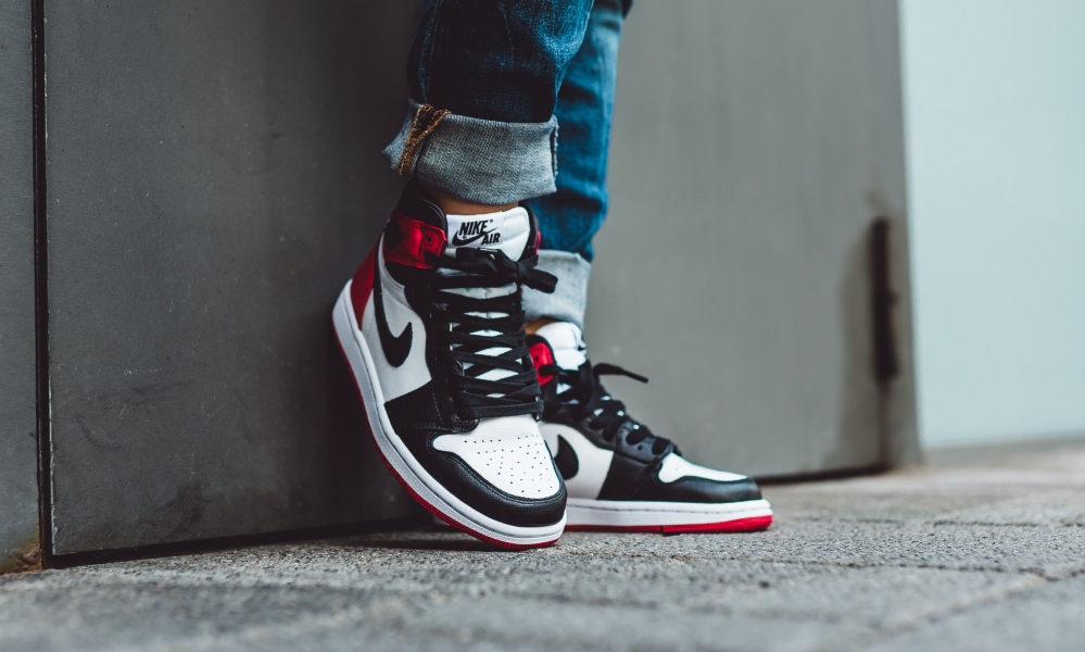 Aj1 satin toe clearance